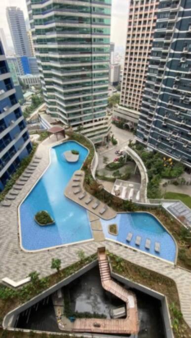 Great View 1 Bedroom Condo In Makati Near Trident Tower Manila Exterior foto