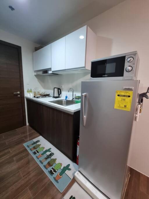 Great View 1 Bedroom Condo In Makati Near Trident Tower Manila Exterior foto