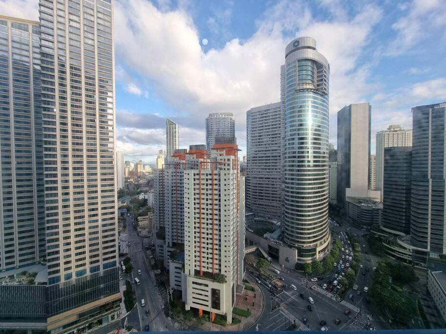 Great View 1 Bedroom Condo In Makati Near Trident Tower Manila Exterior foto